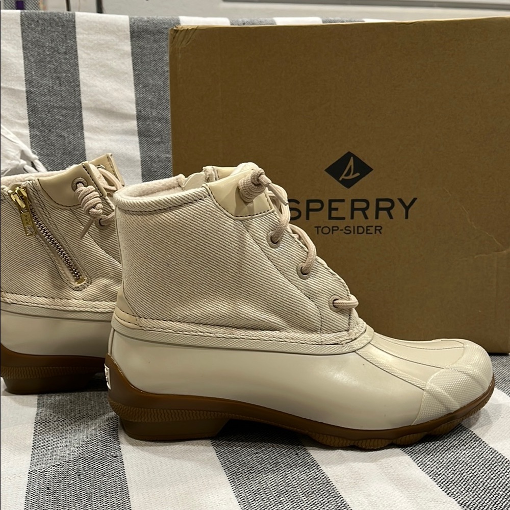 Sperry Syren Gulf Iridescent SPKL Angora Duck Boot - NWT - Size 6.5